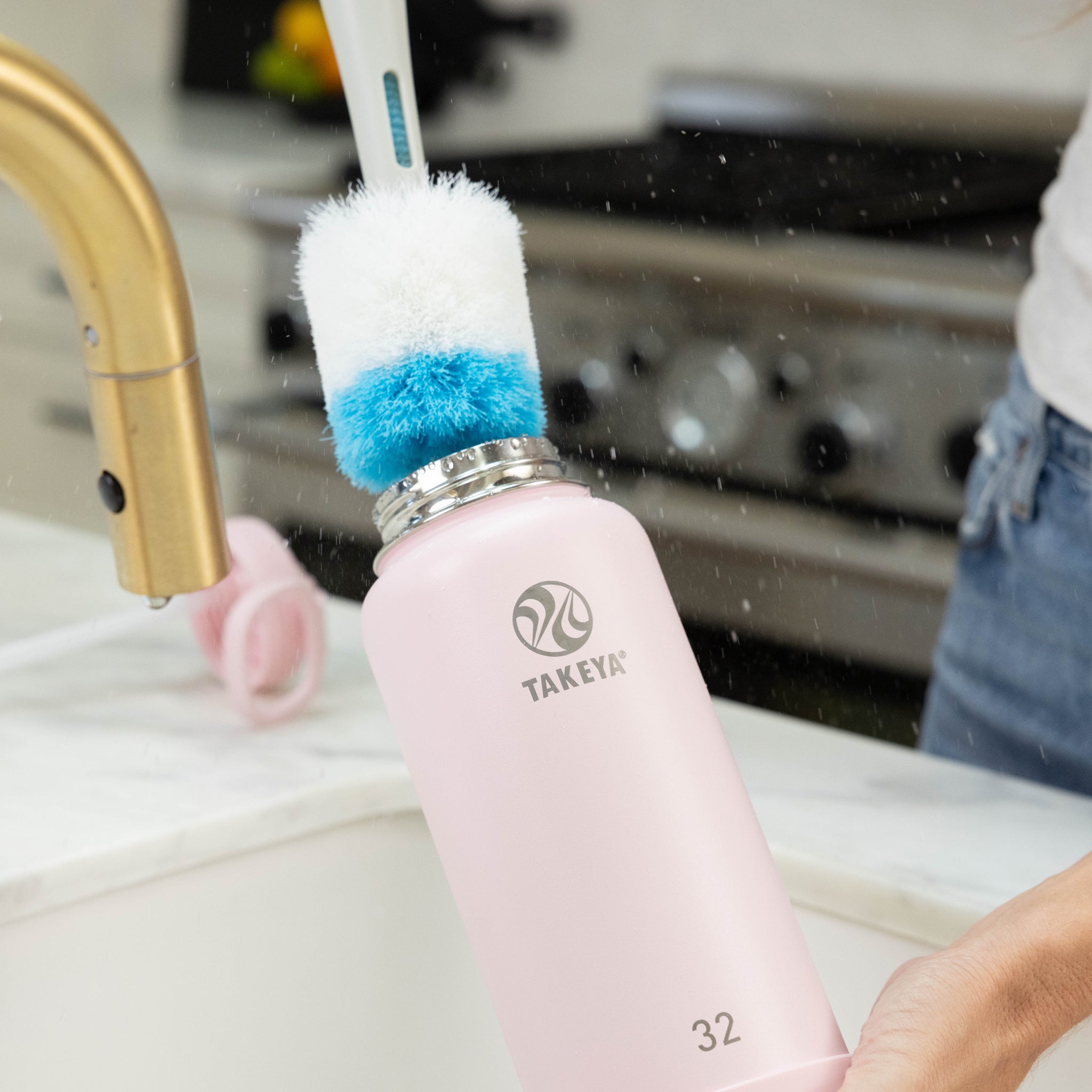 Traveler Cleaning Set - Image 6